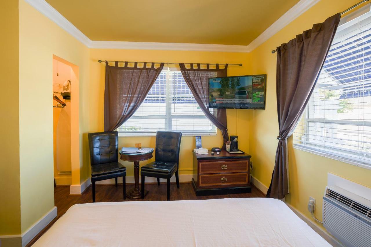 Pegasus International Hotel Key West Exterior foto